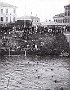 Padova-Partita di pallanuoto nello specchio del canale al Bassanello.Alle spalle il caffè Cento Città d'Italia (luglio 1921) (Adriano Danieli)